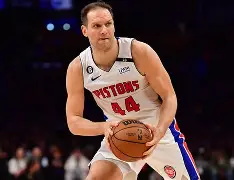 赛地聚焦——NBA常规赛关键时刻热度飙升，上海久事门线救险，悬念犹存，赛季目标并未改变(cba上海久事主场)