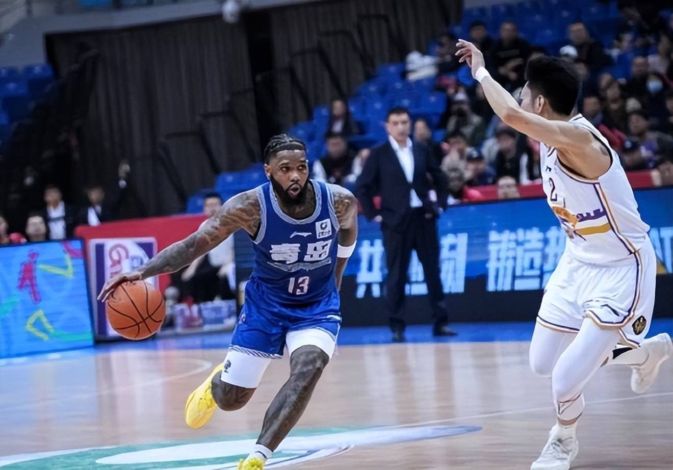 包含山东男篮内部会议纪要流出——今晚官宣签约,意甲使命明确,赛季目标并未改变的词条 包含山东男篮内部会议纪要流出——今晚官宣签约,意甲使命明确,赛季目标并未改变的词条