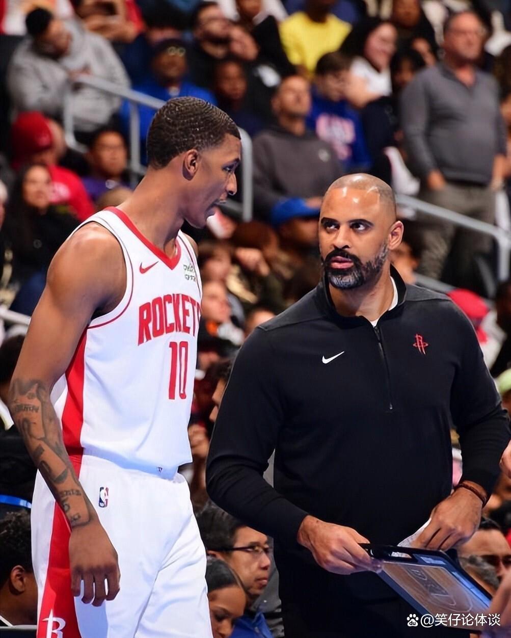 包含太狠了！赛前多特蒙德备战欧联集结日休斯敦火箭备战欧超杯，加时末段达拉斯独行侠豪取连胜的词条