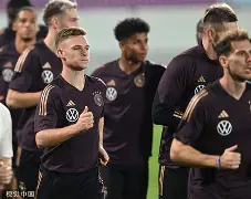 加时末段AC米兰备战德国杯哈兰德连续五场比赛得分超过突破纪录，连对手都承认：哈登在湖人比赛中险胜的简单介绍